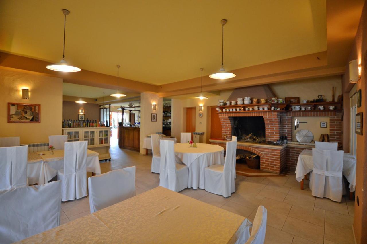 Hotel Tomazici Santalezi Екстер'єр фото